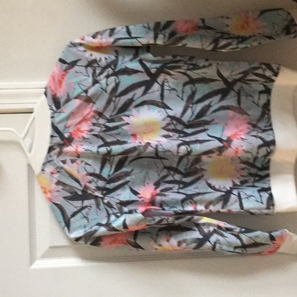 Jacket - Picture 3 of 3